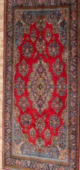 Sarouk Wool Rug 7.0x10.0 View 4