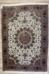 Tabriz Wool Rug 3.2'x5.1' View 3