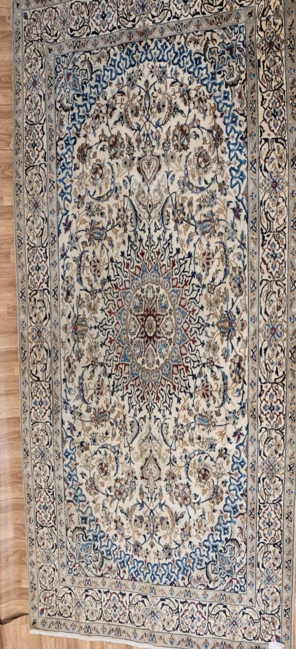 Nain Wool Rug 6.6x9.6