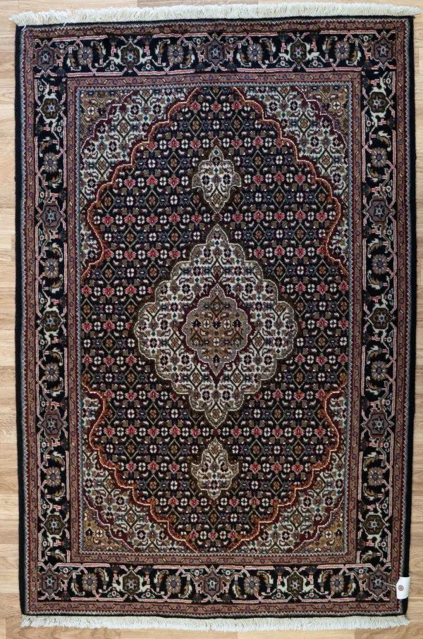 Tabriz Wool Silk Rug 3.2'x5.1'