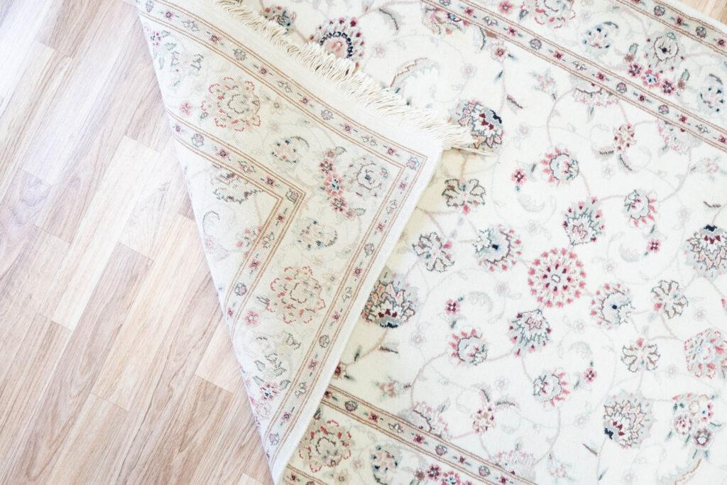 Kashan Wool Silk Rug 3'x5' View 4