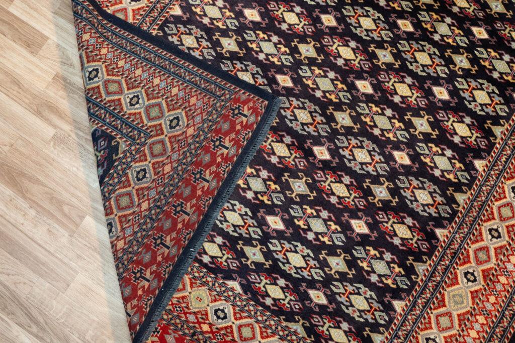 Turkmen Wool Pile Rug 5'x7.5' View 4
