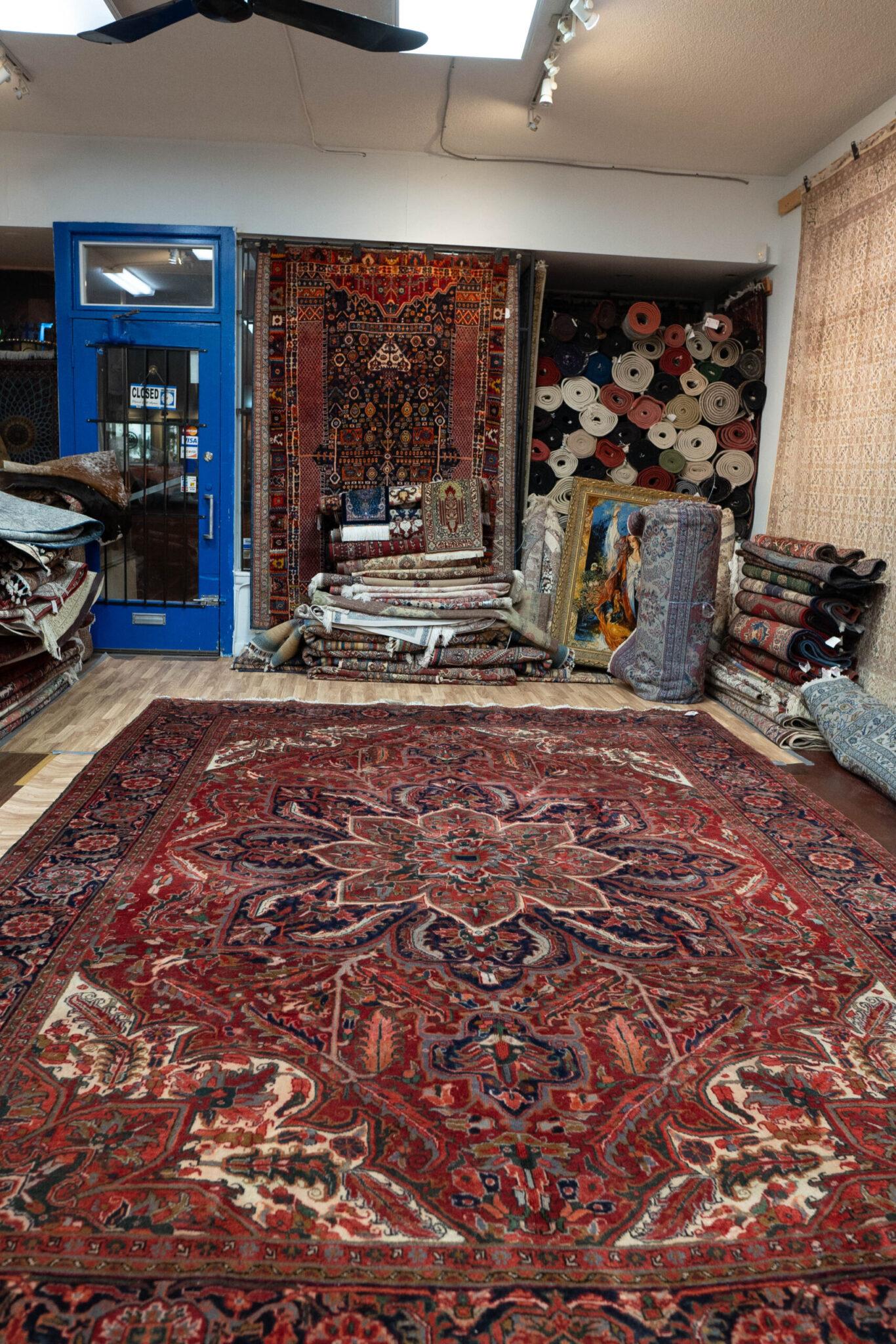 Heriz Wool Rug 10'x13' View 1