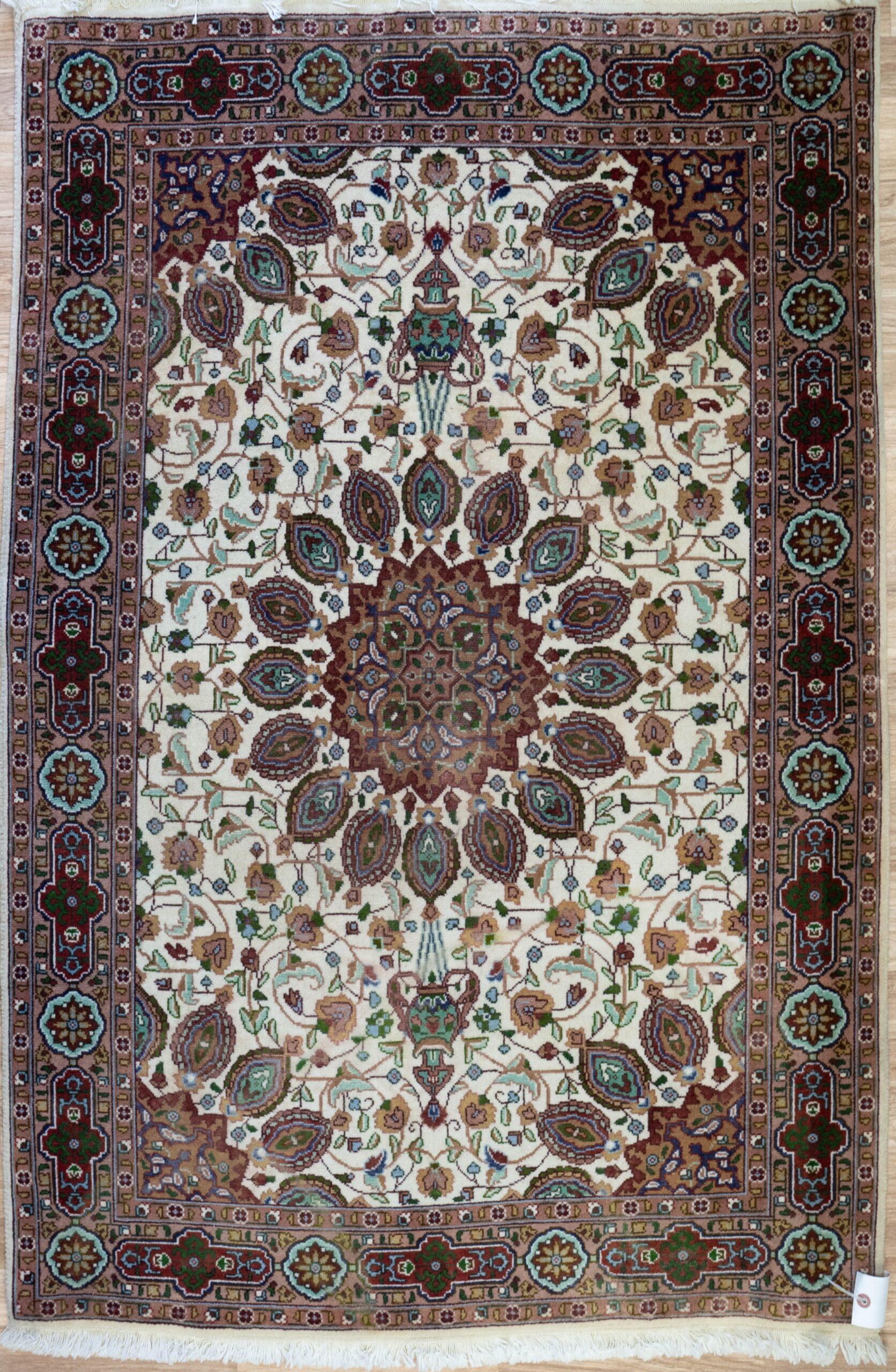 Tabriz Wool Rug 3.2'x5.1'