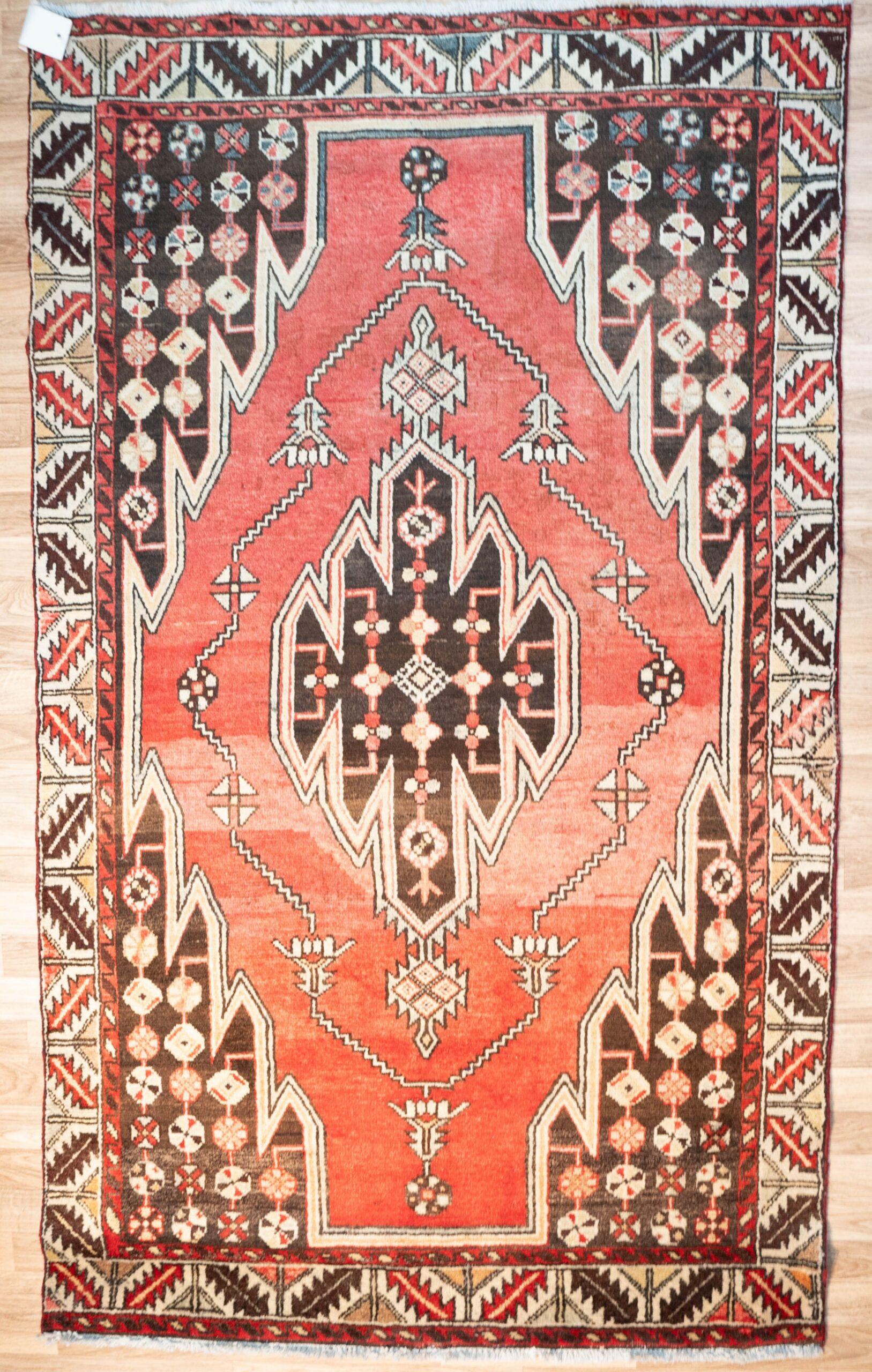 Hamadan Wool Rug 4.8'x6.7'