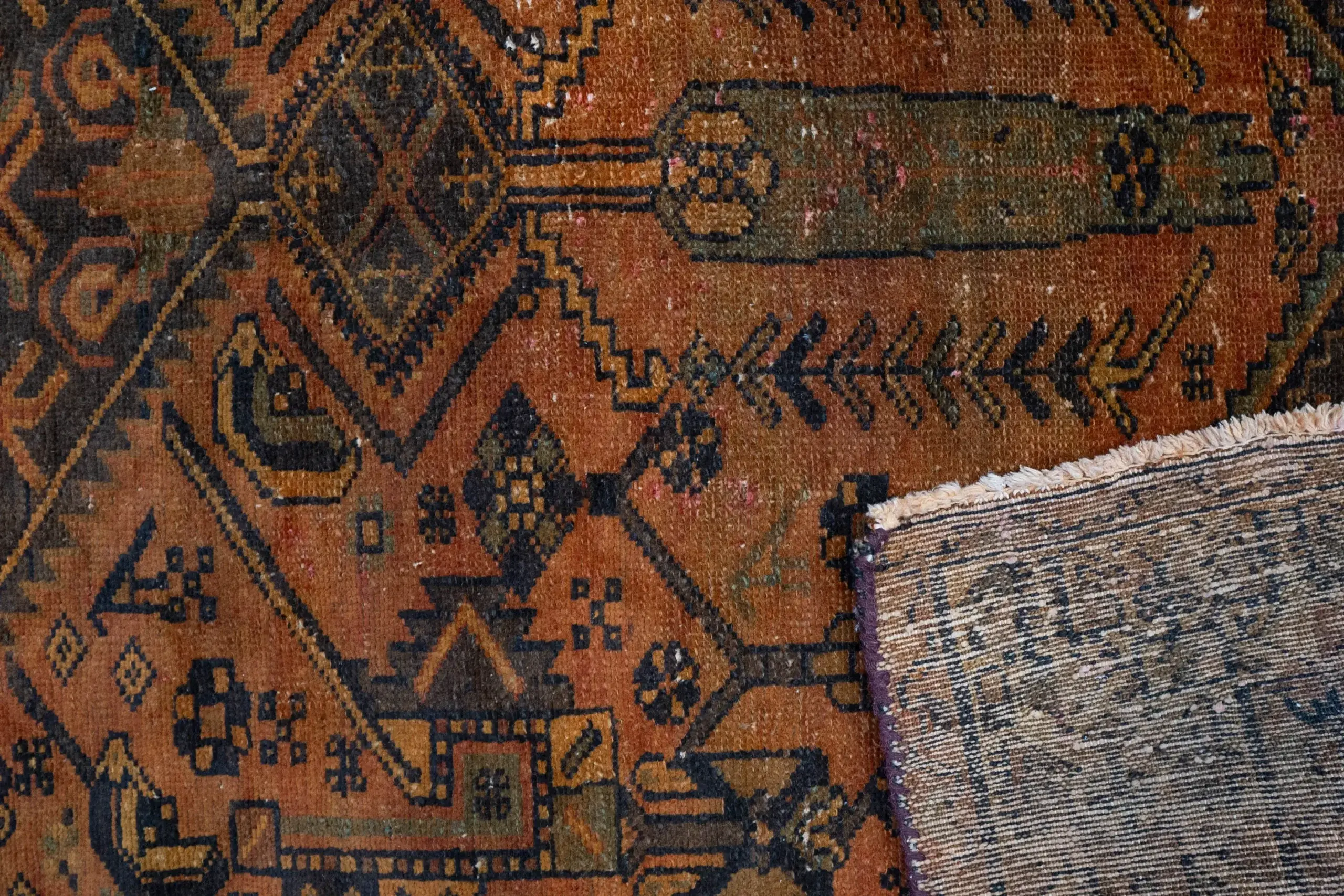 Vintage Hamadan Rug – 2.2 × 3.4 FT View 3