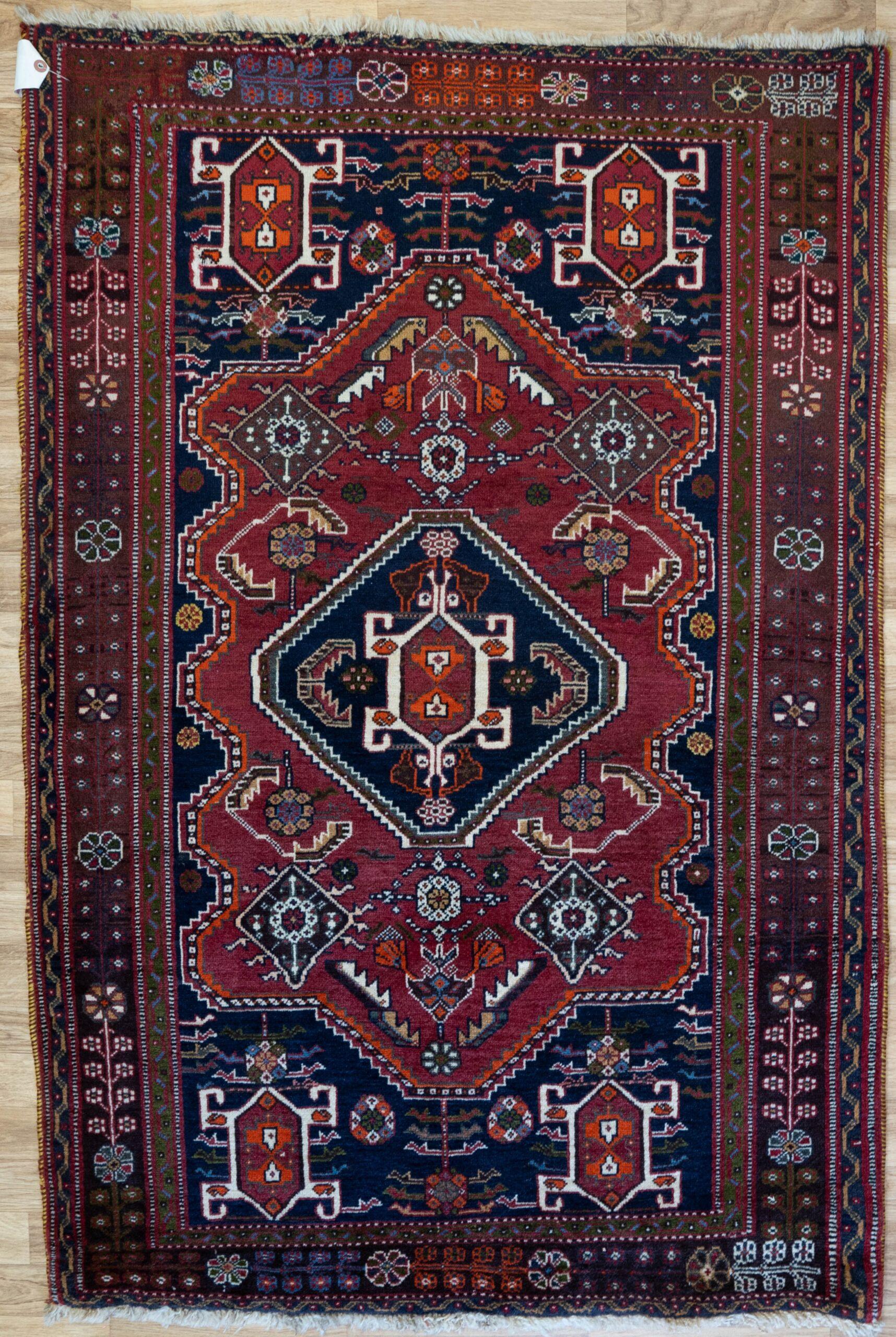 Qashqai Wool Rug 3.2'x5.2'