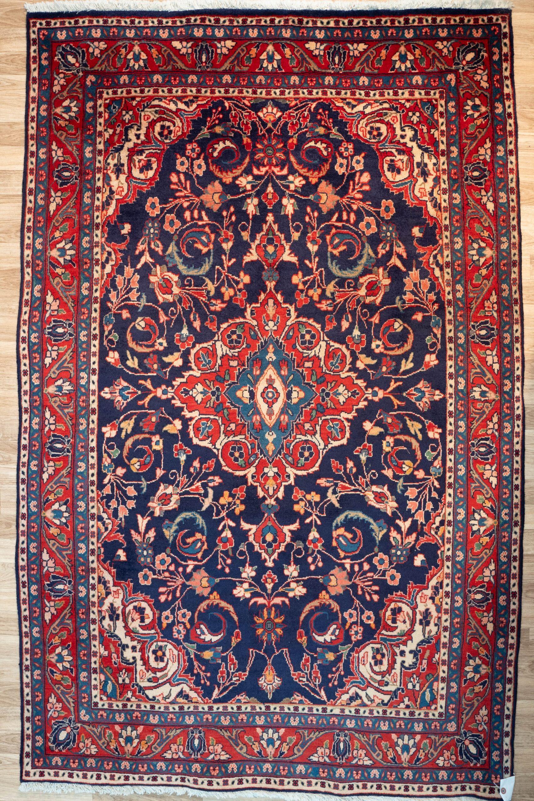 Sarouk Wool Rug 4.5'x7.0'
