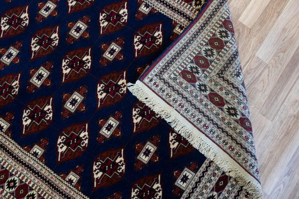Turkmen Silk Base Rug 4.1'x5.8' View 4