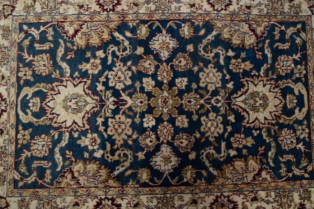Kashan Wool Rug 4'x6' View 4
