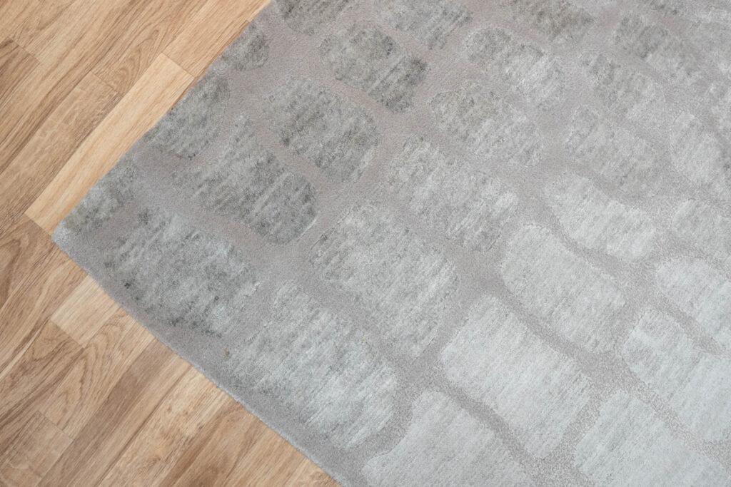 Tibet Rug 6.8'x9.8' View 4