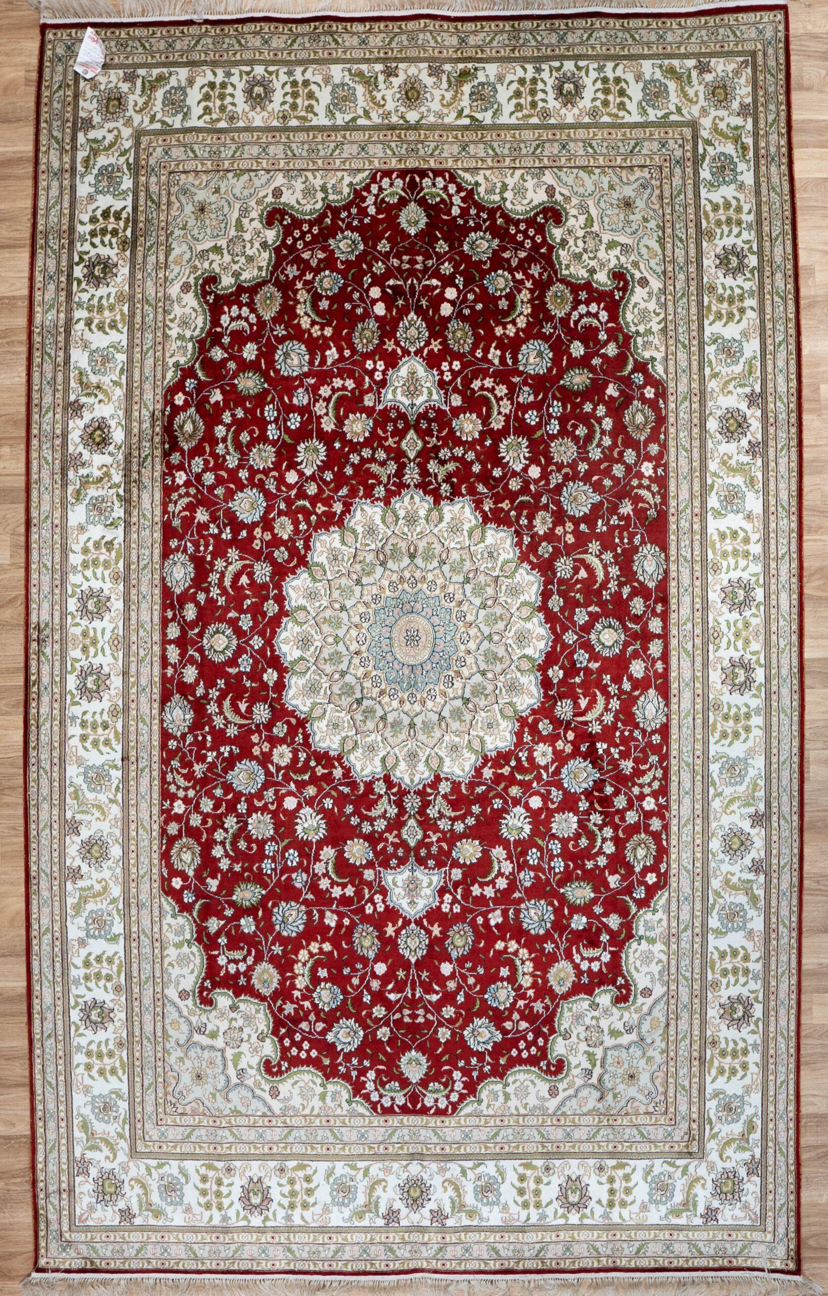 Qum Design Silk Rug 6'x9'
