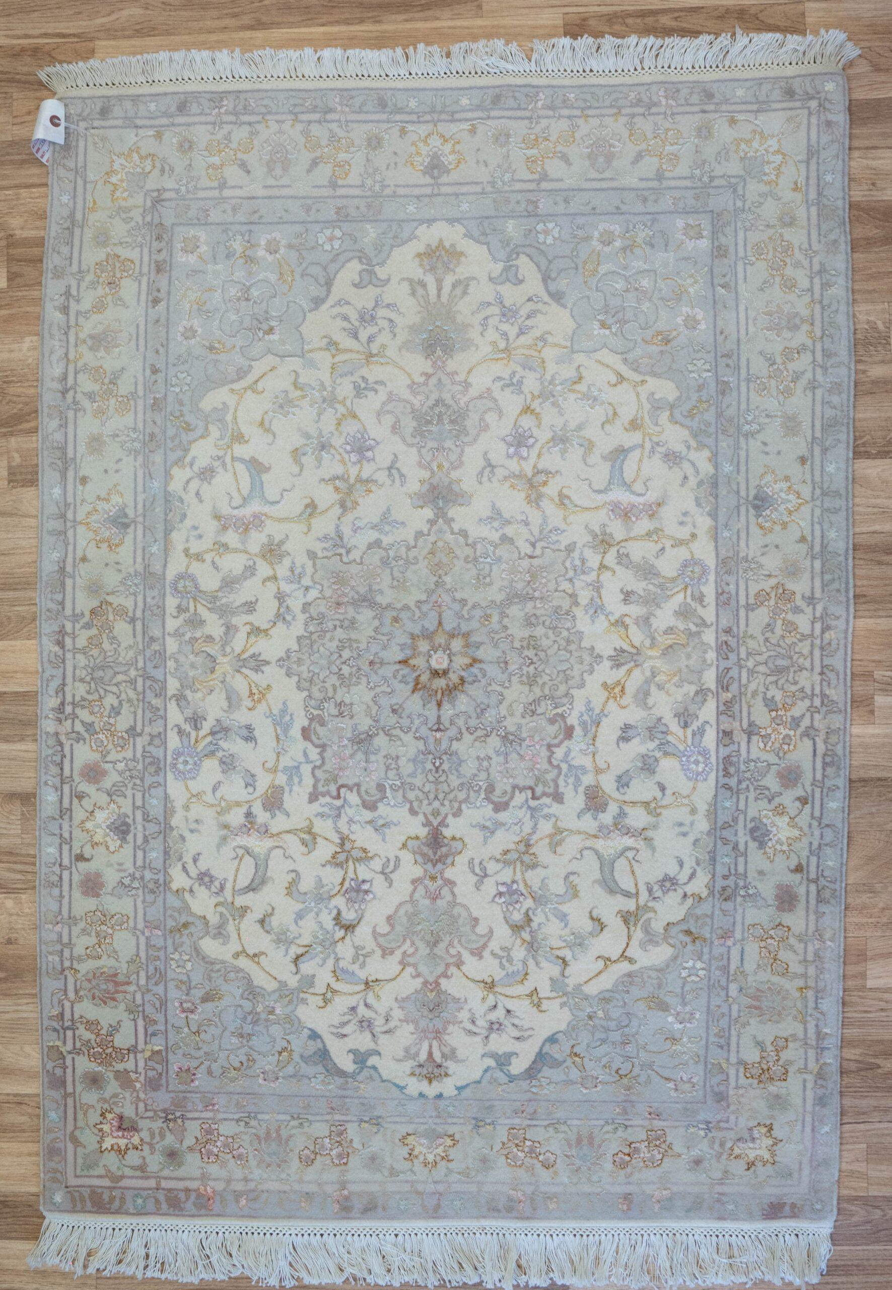 Tabriz Wool Silk Rug 3.2'x5.2' View 1