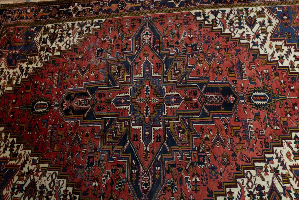 Heriz Wool Silk Rug 8'x11.5' View 3