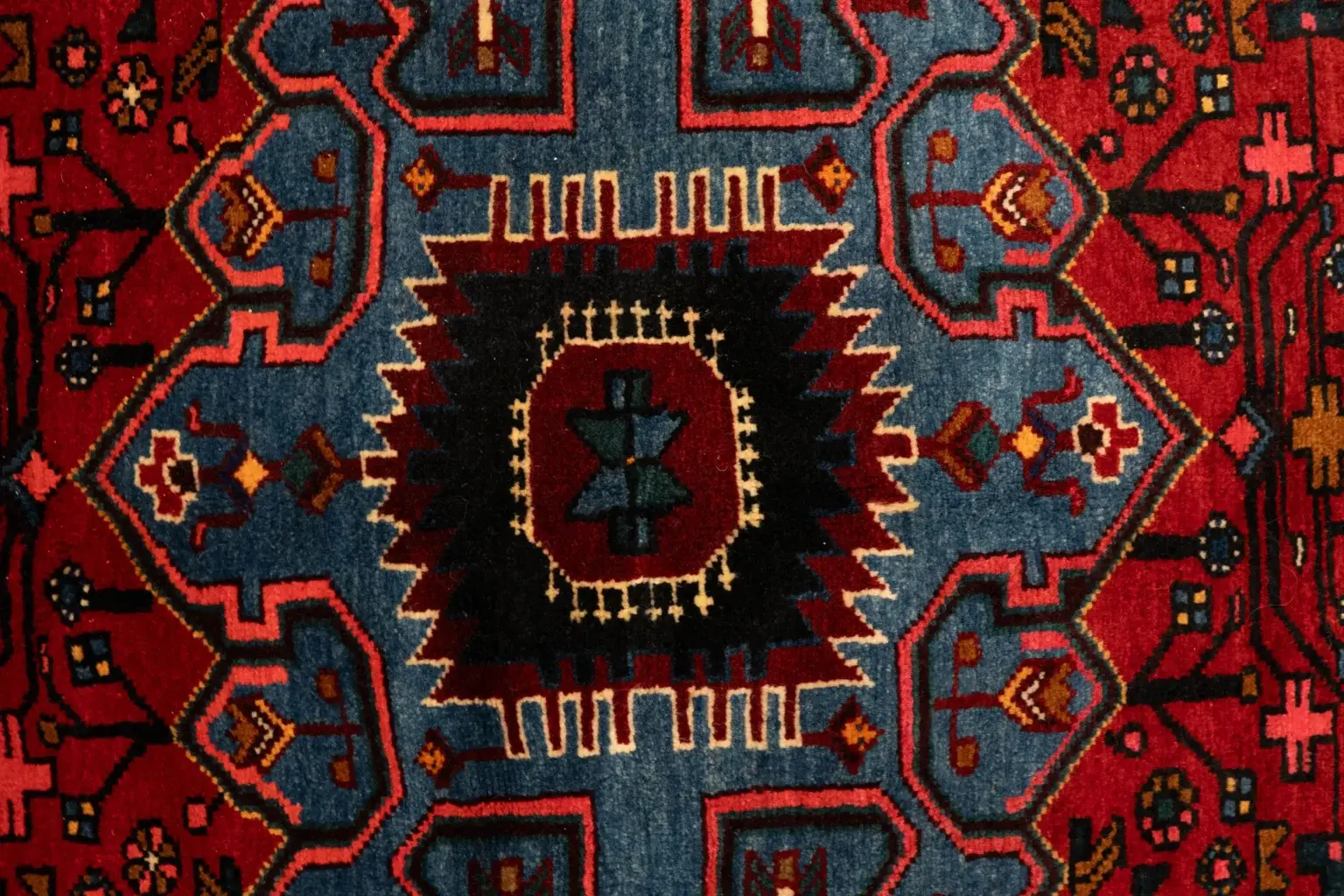 Nahavand Rug 5.4 × 8.4 View 9