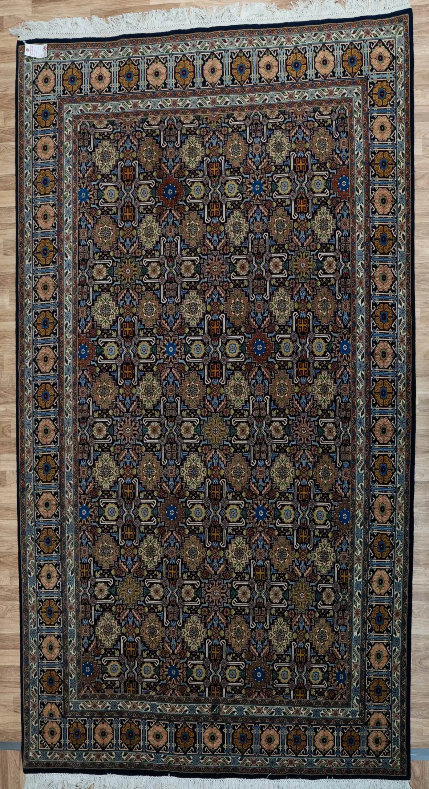 Tabriz Wool Rug 6.8 x 9.8' View 4