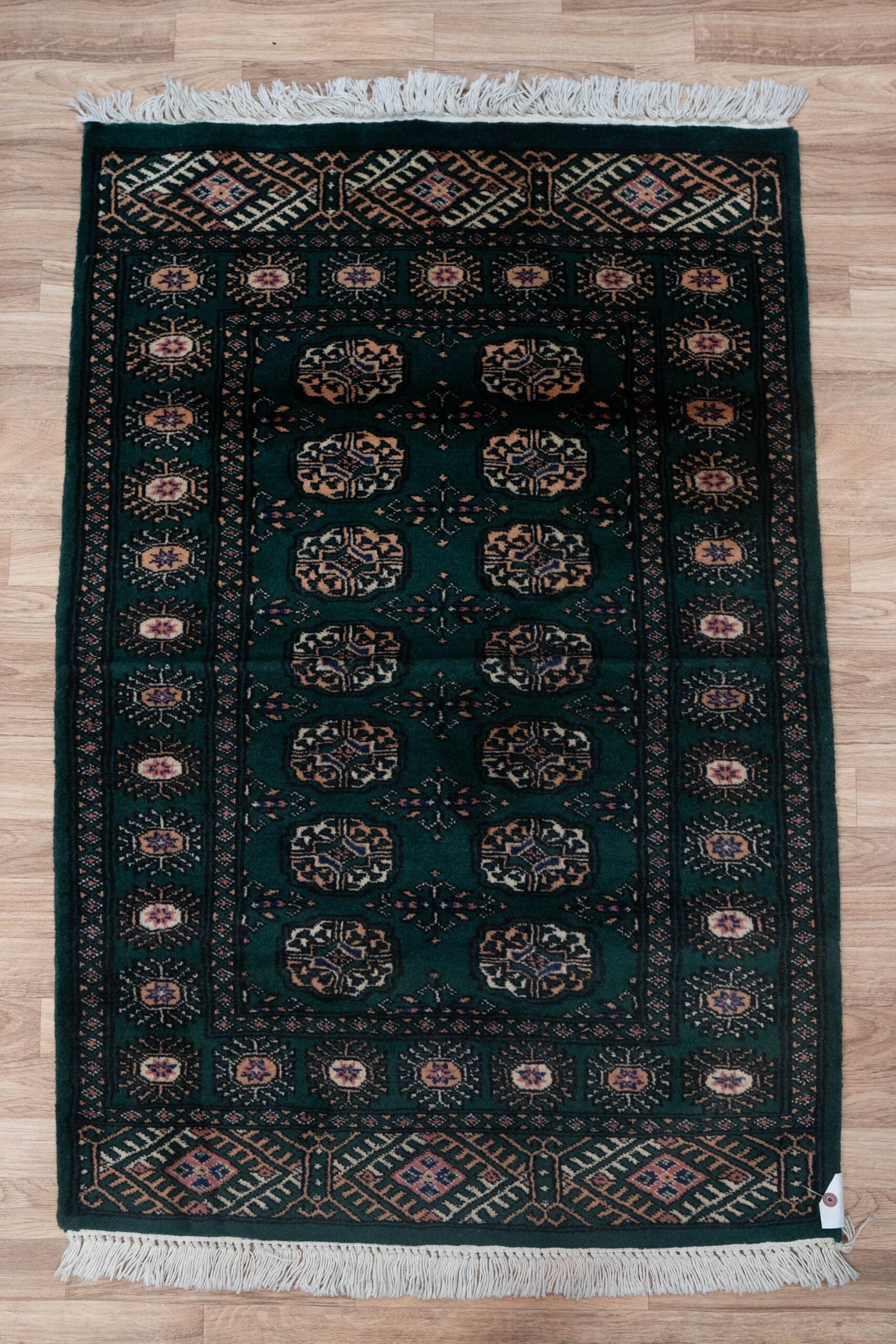 Bokhara Wool Rug 2.8x4.2