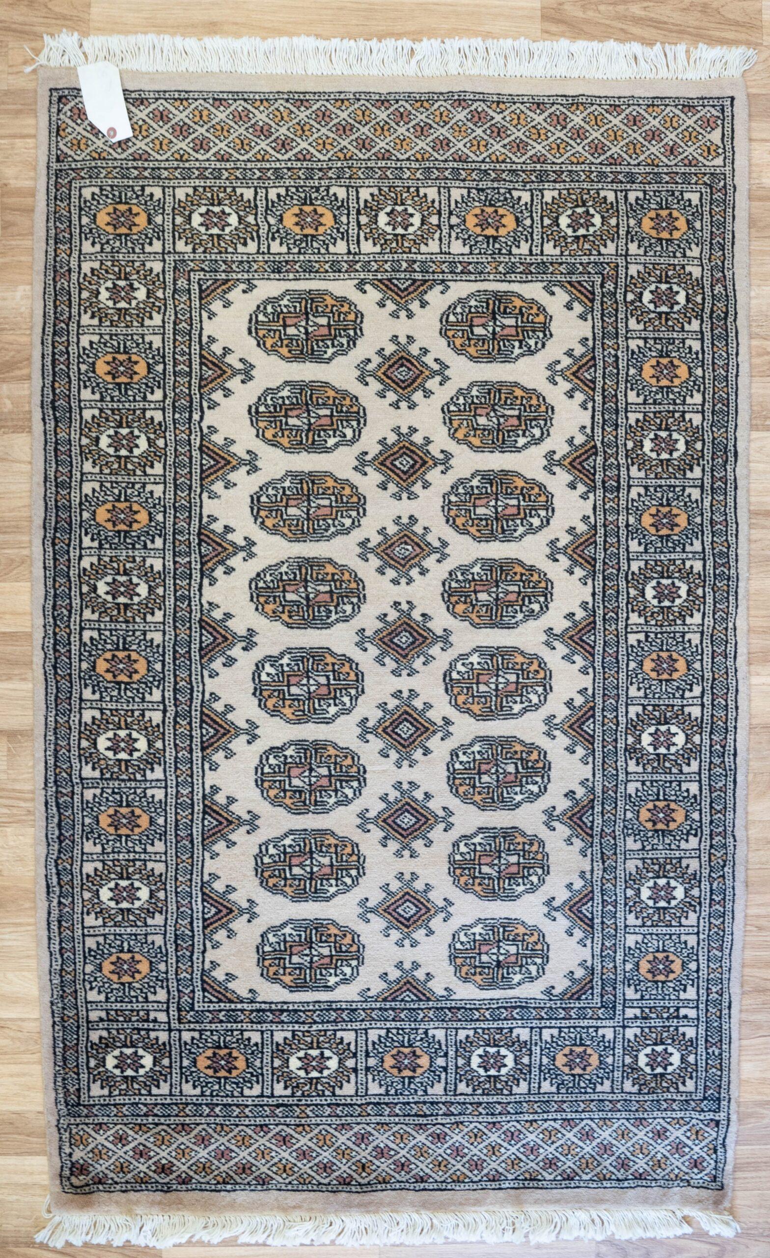 Bokhara Wool Pile Rug 3'x5'