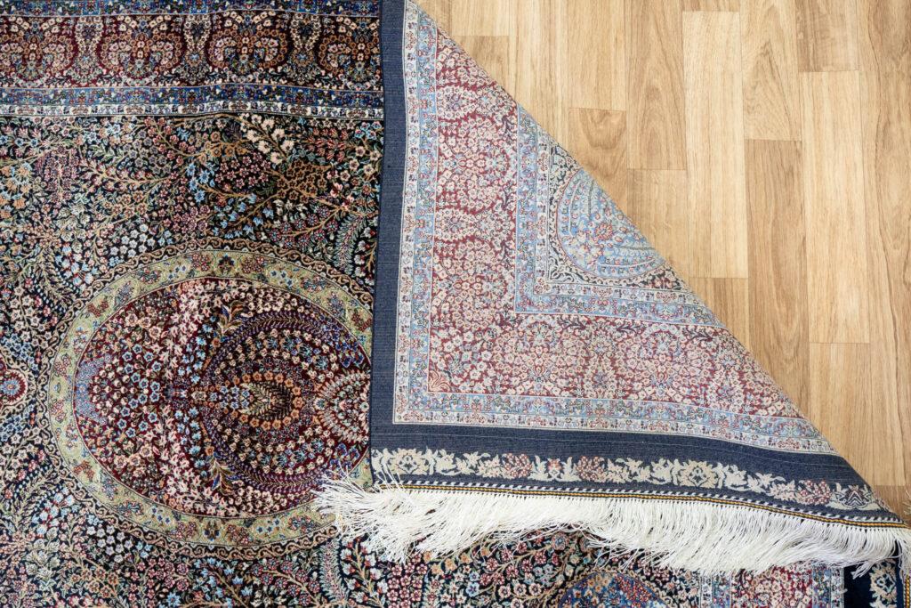 Qum Design Silk Rug 3'x5' View 5