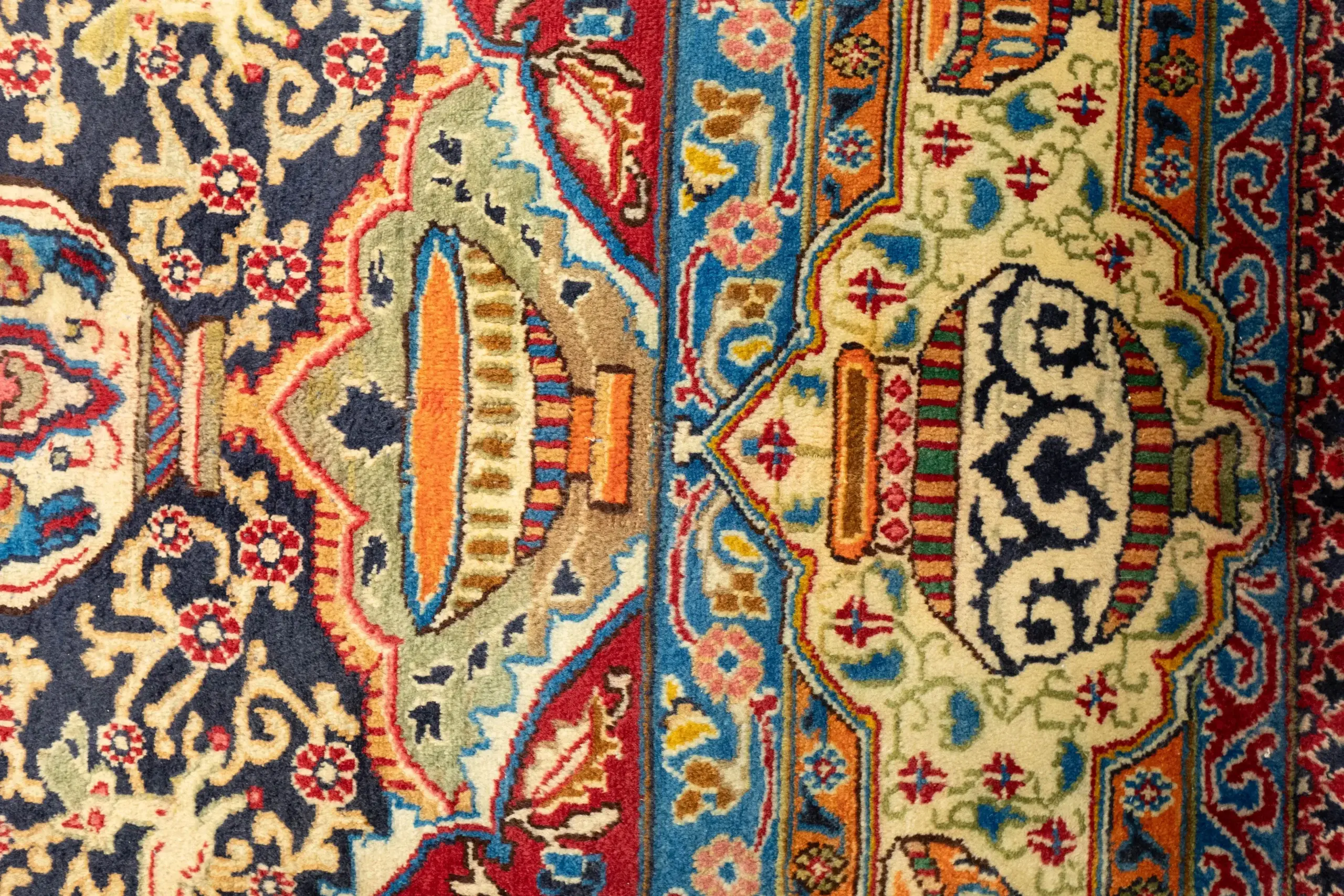 Kashamar Wool Rug 9.8 x 12.9 View 4