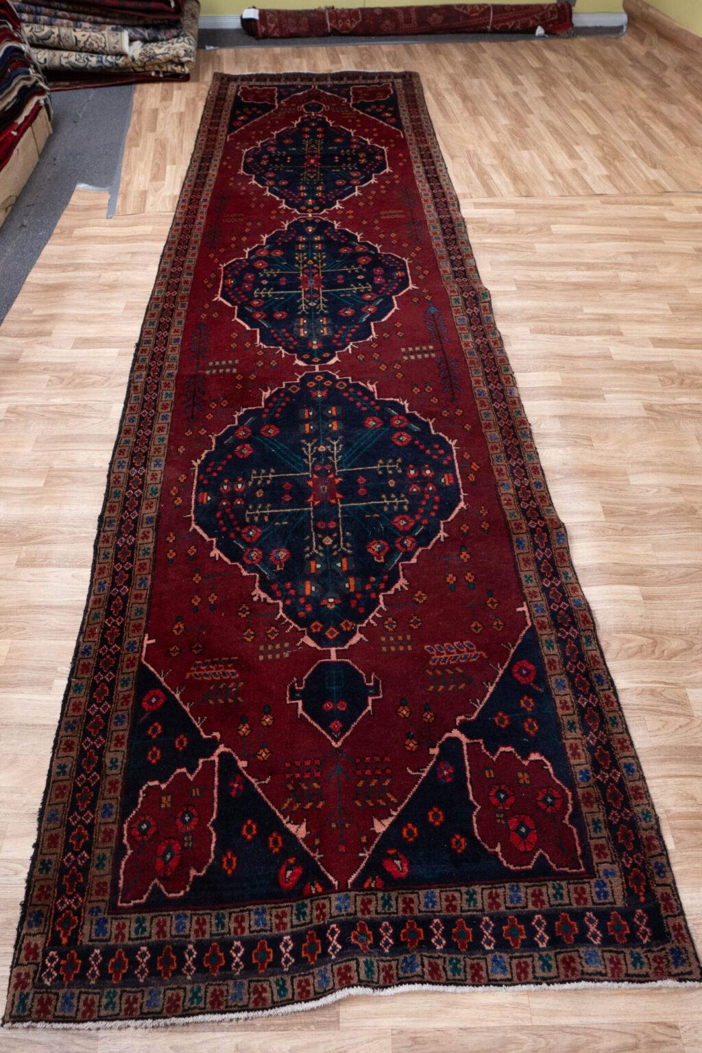 Isfahan Wool Rug13.0x3.8 View 2