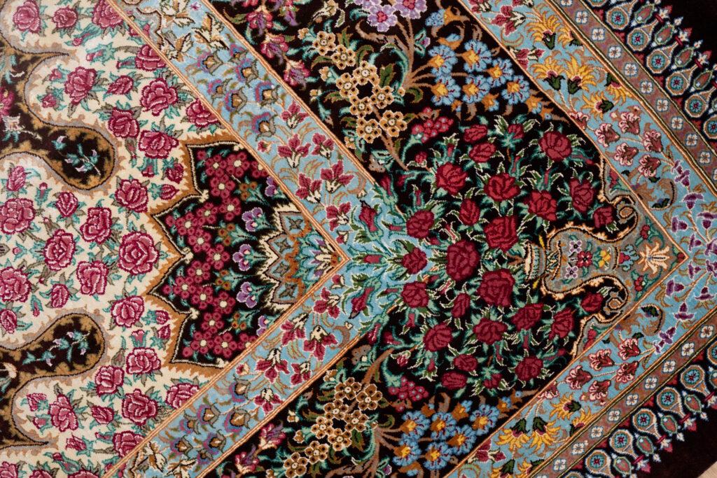 Qum Design Pure Silk Rug 8'x10' View 9