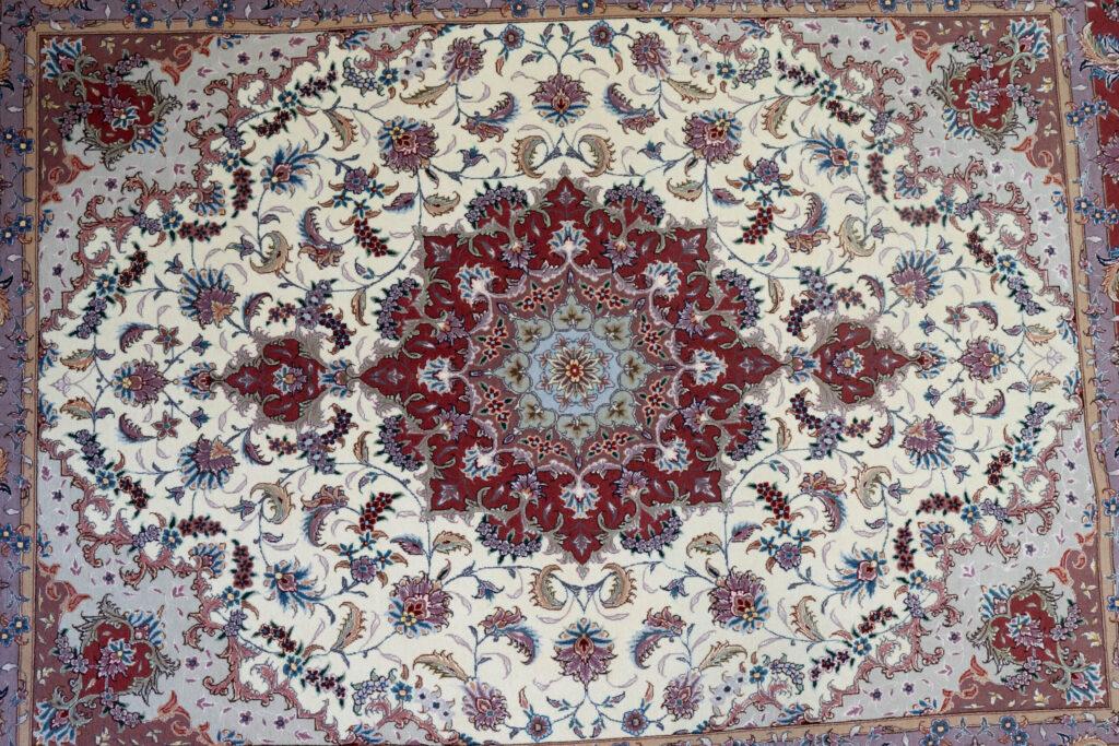 Tabriz Wool Silk Rug 5'x7' View 2