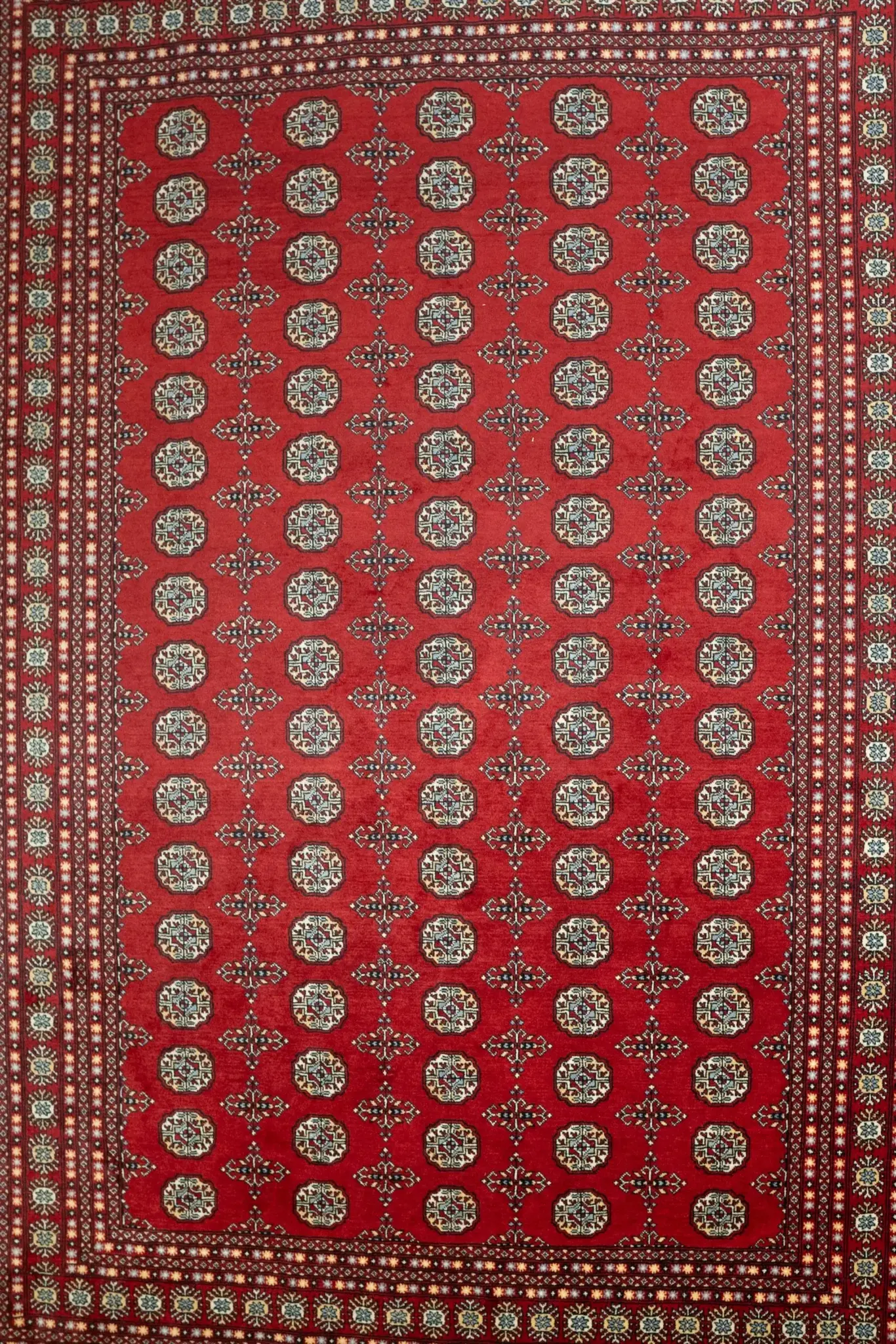 Bokhara Wool Rug 8 x 10'