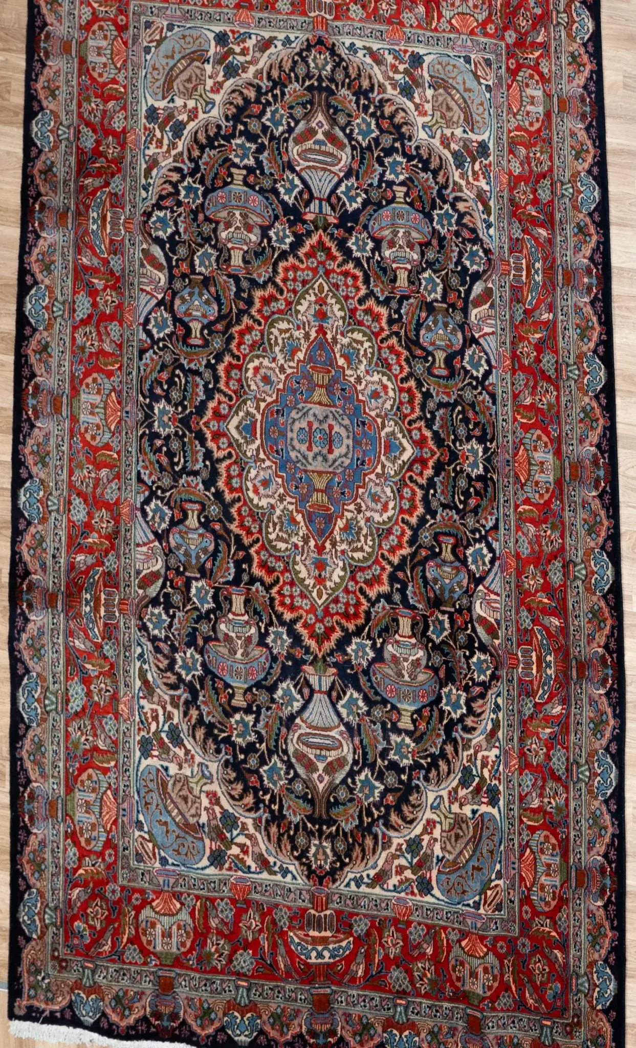 Kashamar Wool Rug 6.6 x 9.6