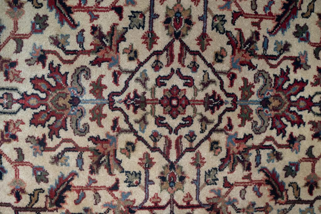 Heriz Wool Runner 2.6'x10' View 2