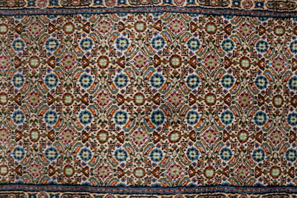 Moud Wool Rug 2.4x4.0 View 2